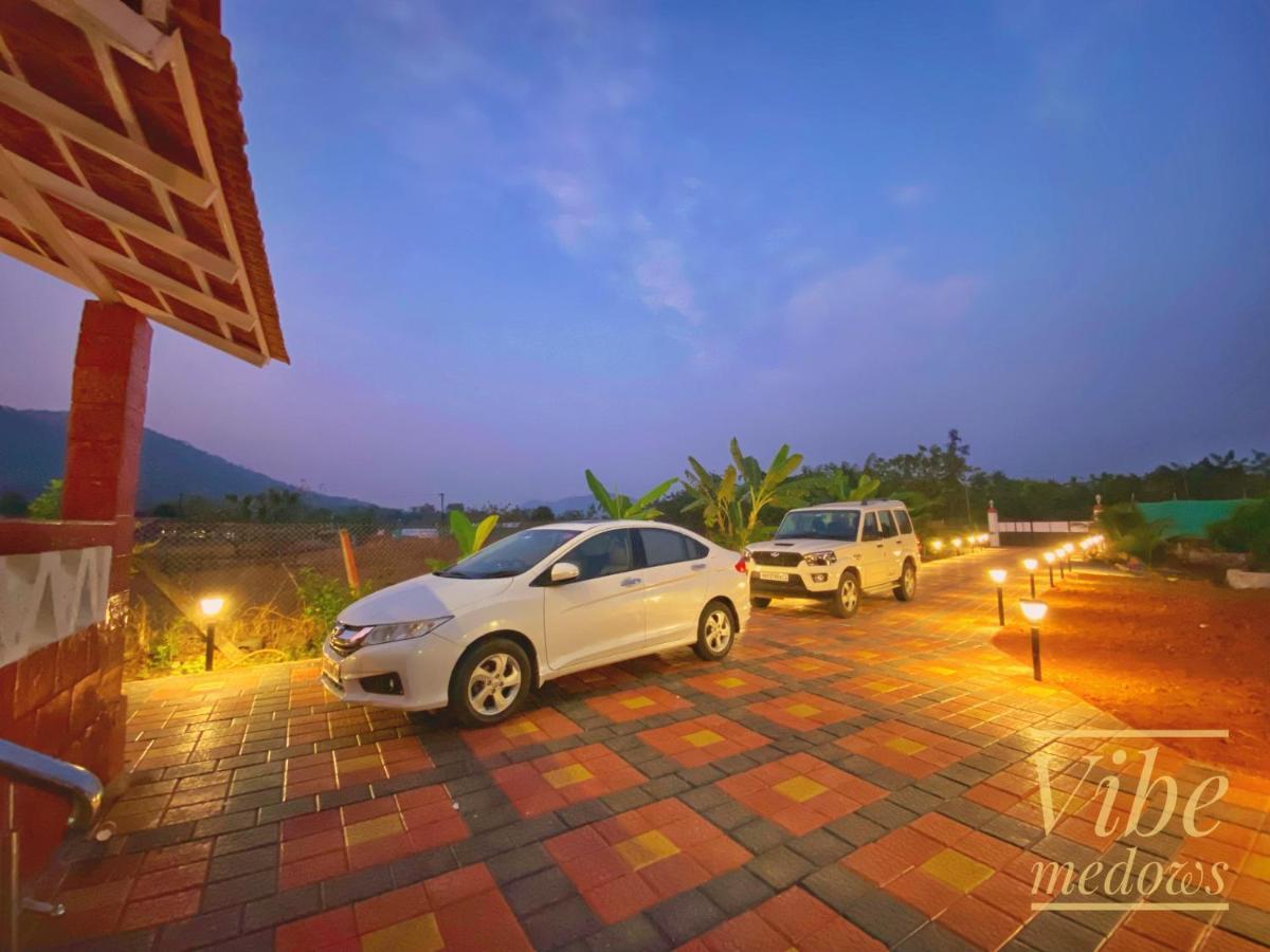 Vibe Meadows Villa With Private Swimming Pool Near Kashid Beach Luaran gambar