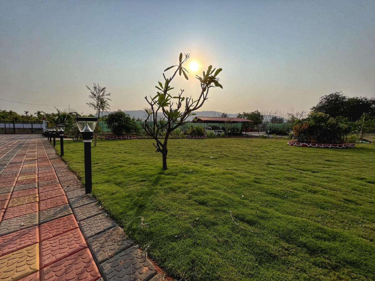 Vibe Meadows Villa With Private Swimming Pool Near Kashid Beach Luaran gambar